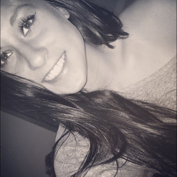 Dana Chleborad - Poshmark Profile Picture of Dana Chleborad (@danachleborad) on Poshmark