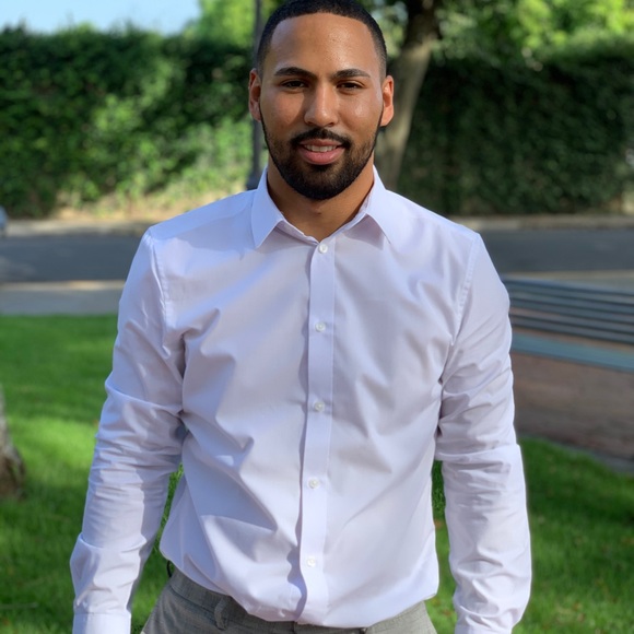 Profile Picture of Luis Tineo (@chito027) on Poshmark