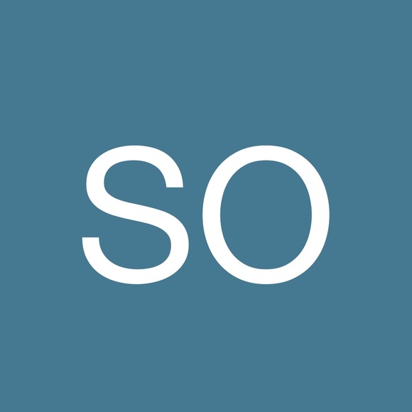 Profile Picture of Sara Ockerby (@edgyrip) on Poshmark