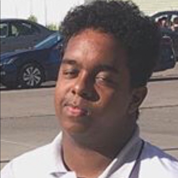 Profile Picture of Erik Rojas (@mlujan50) on Poshmark