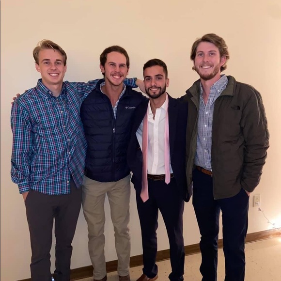 Profile Picture of Haydon Prouse (@hprouse97) on Poshmark