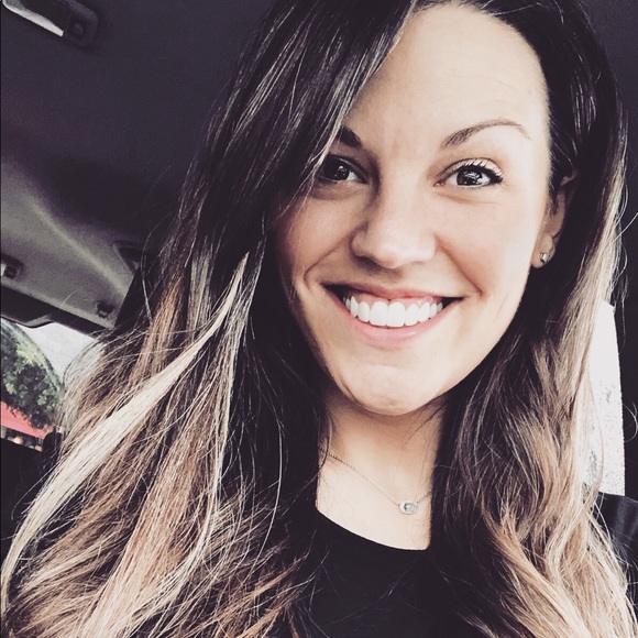 Profile Picture of Marlana Smith (@msale0129) on Poshmark