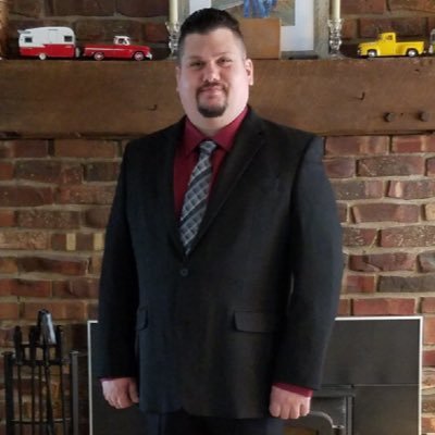 Profile Picture of Joel Pecoraro (@seirrewolf) on Twitter