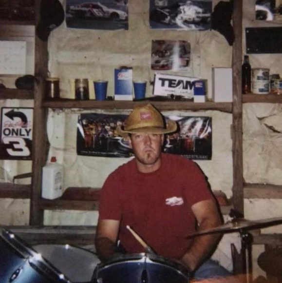 Chad Peddicord - Poshmark Profile Picture of Chad Peddicord (@chadpeddicord) on Poshmark