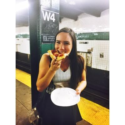 Profile Picture of Natalie Whiting (@nataliecwhiting) on Twitter
