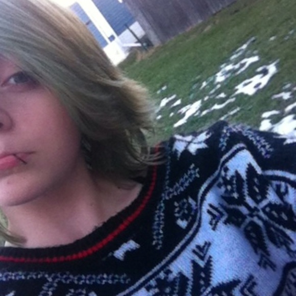 Profile Picture of Kaylee Suhorepetz (@calm_cal) on Poshmark