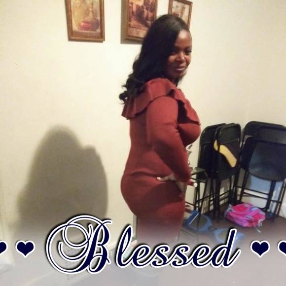 Profile Picture of Shawnday. mzuntouchable Winston (@shawndaywinn) on Poshmark