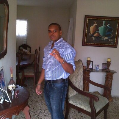 Profile Picture of Ramon Julio Vizcaino (@0_mathews) on Twitter