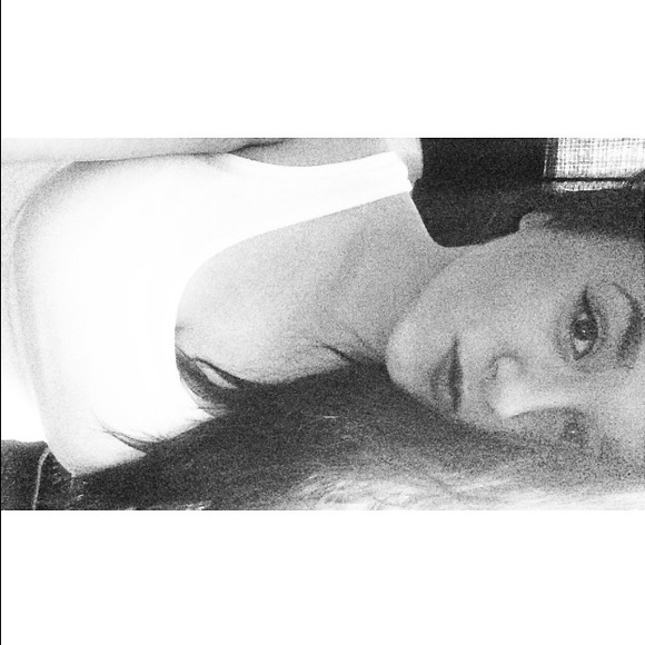 Profile Picture of Joali Tarula (@tarula17) on Poshmark