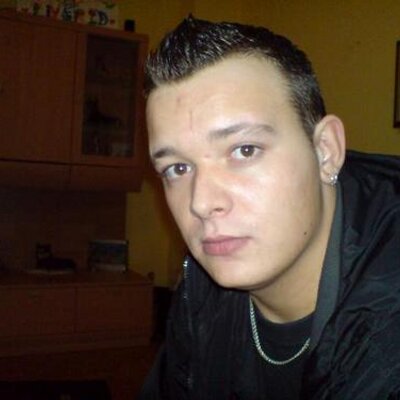 Profile Picture of Chris Heuser (@schmusebaer1986) on Twitter