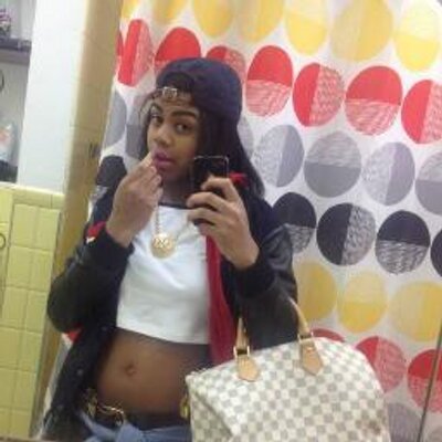 Profile Picture of Jasmine K. Nelson (@FamousJazzy) on Twitter