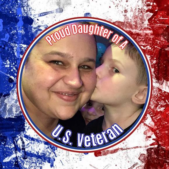 Profile Picture of Amanda Vastano (@agrinde89523) on Poshmark