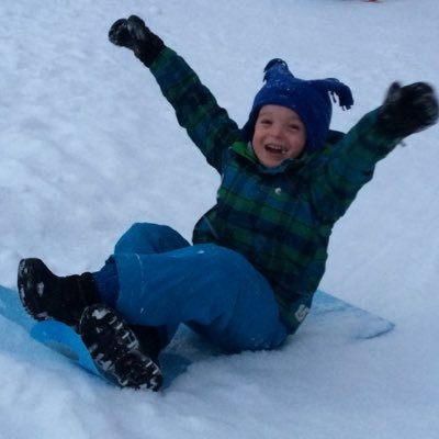 Profile Picture of Nicholas Edgell (@nickedgell) on Twitter