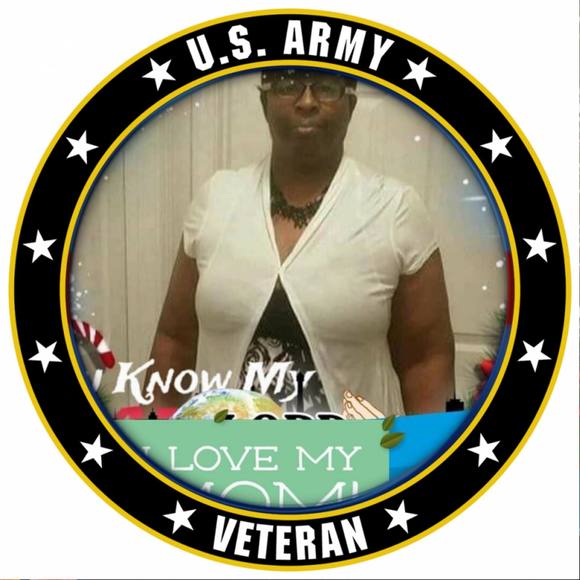 Profile Picture of Gloria Bonaparte (@gloriaterry2011) on Poshmark