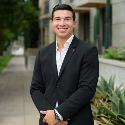 Profile Picture of Joseph Acosta (@iNegotiateHomes) on Twitter