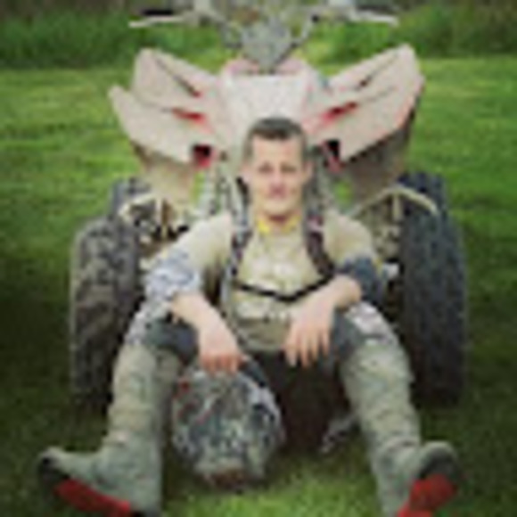 Profile Picture of Benjamin Wingerd (@derwingnut) on Poshmark