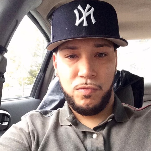 Profile Picture of Nestor Bernier (@tito_dash) on Poshmark