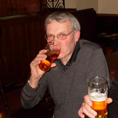 Profile Picture of Chris Windle (@ChrisYellows) on Twitter