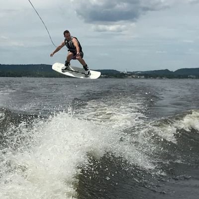 Profile Picture of Derek Jacobson (@DJacobson32) on Twitter