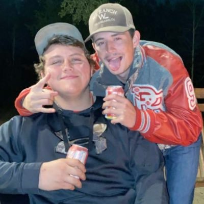 Profile Picture of Wyatt Hanson (@wyatthanson16) on Twitter