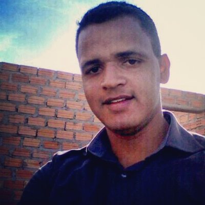 Profile Picture of Robert Neves (@robertneves13) on Twitter