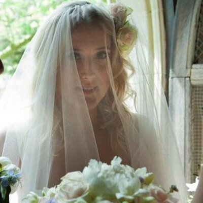 Profile Picture of Emily Hawkes Hair (@emilyhawkesinfo) on Twitter