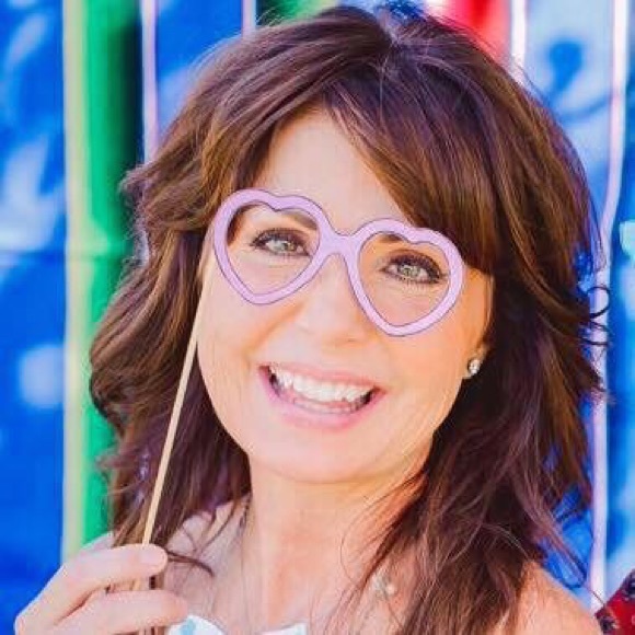 Profile Picture of Patty Silva (@silvagirl1961) on Poshmark