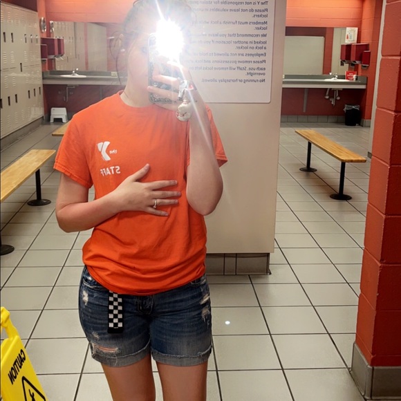 Brianna Freels - Poshmark Profile Picture of Brianna Freels (@briannafreels) on Poshmark