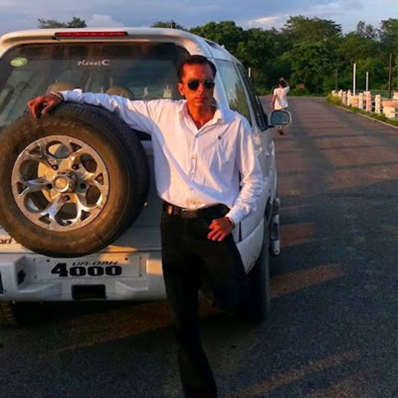 Profile Picture of Mahendra Singh (@mahendrasing731) on Poshmark