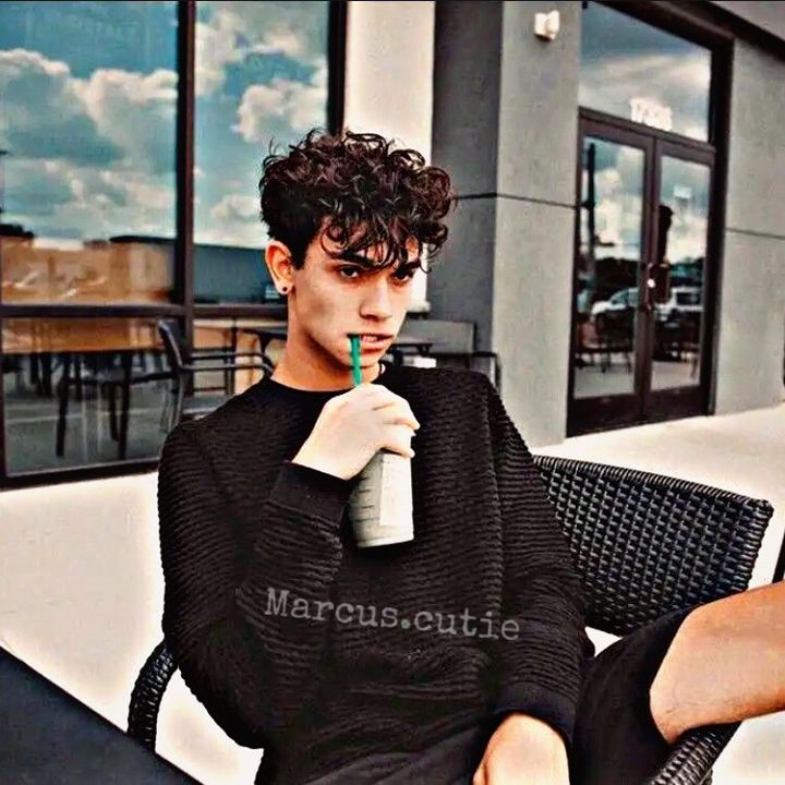 Profile Picture of 𝙼𝚊𝚛𝚌𝚞𝚜 𝙳𝚘𝚋𝚛𝚎 (@marcus.cutie) on Tiktok