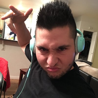 Profile Picture of Matt Schofield (@TheScholie) on Twitter