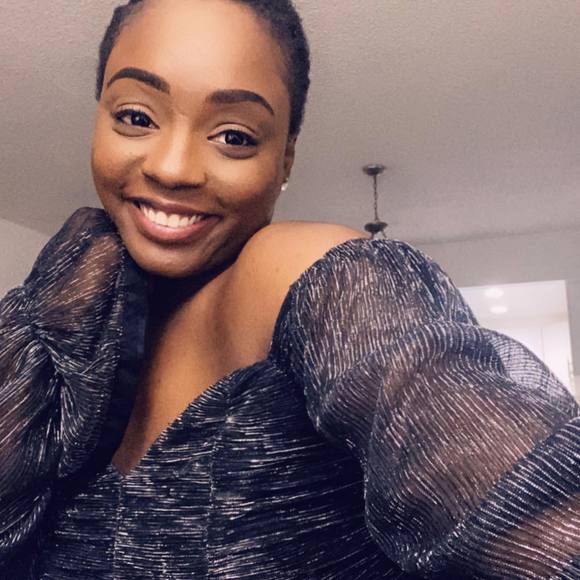 Profile Picture of Danielle Narcisse-agenor (@dnarcisse67) on Poshmark