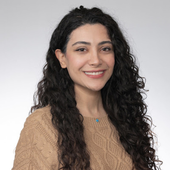 Profile Picture of Shivasadat Tabatabaei (@shivatbt75) on Poshmark