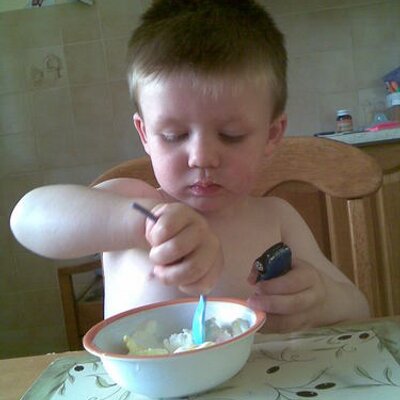 Leah Henry - Twitter Profile Picture of Leah Henry (@UrchinPR) on Twitter