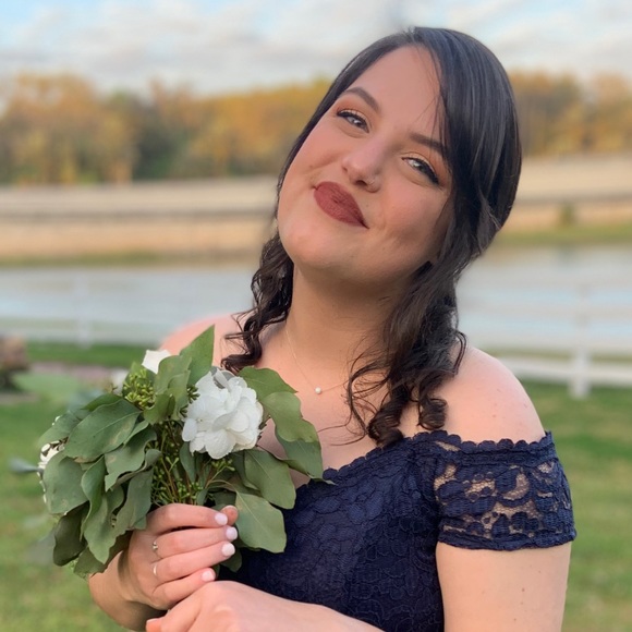 Profile Picture of Tatiana Lacayo (@tatitater) on Poshmark