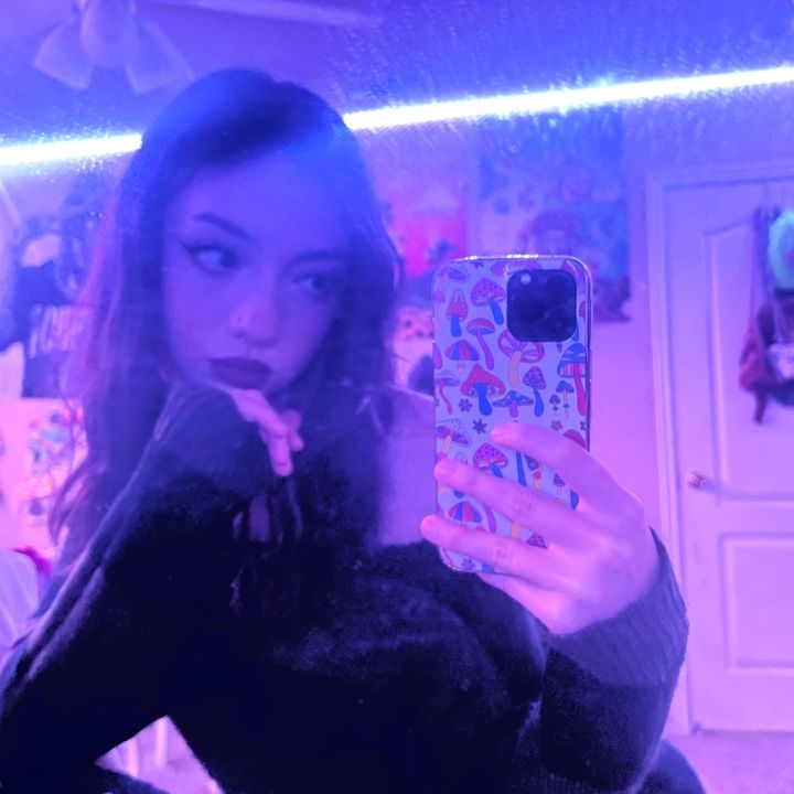 Profile Picture of angie (@angwho0) on Tiktok