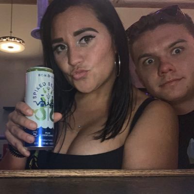 Profile Picture of Lisa Gregg.  👻 (@Lisaisdancing) on Twitter