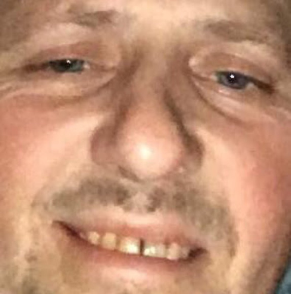 Profile Picture of Mark Rollins (@mrollins5573) on Poshmark