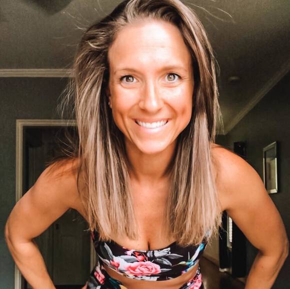 Profile Picture of Kimberly Dobson (@kimberlypdobson) on Poshmark