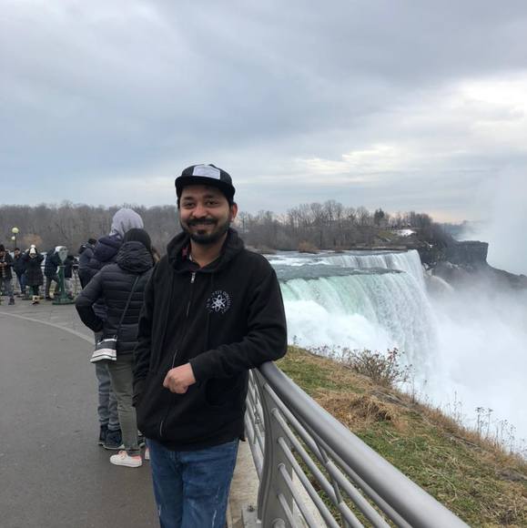 Profile Picture of Arindam De (@dearindam27) on Poshmark