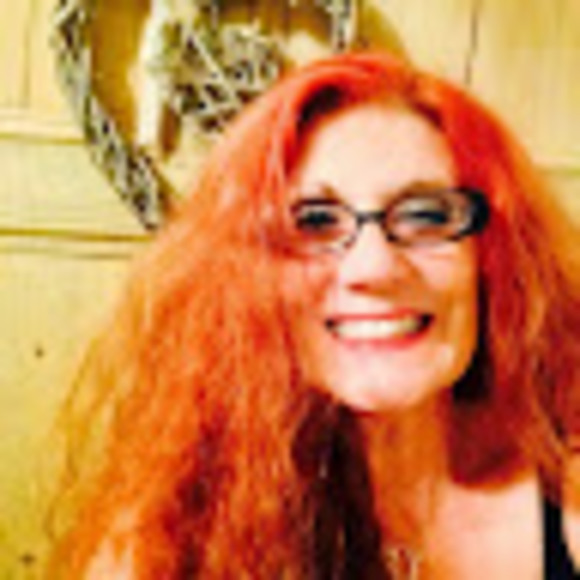 Profile Picture of Erma Duricko (@angeltenn2011) on Poshmark