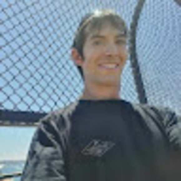 Profile Picture of Troy Davidson (@troyandjhossy) on Poshmark