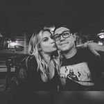 Profile Picture of Michelle Fowler (@imhelladinosaur) on Instagram