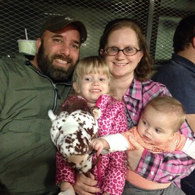 Profile Picture of Leah Henley (@teachermomleah) on Twitter