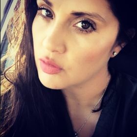 Profile Picture of sneed julia  (@sneed_julia) on Pinterest