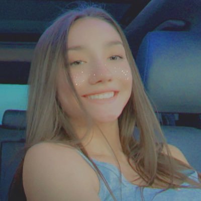 Profile Picture of Cameron Peterson (@dancer_girl_1) on Twitter