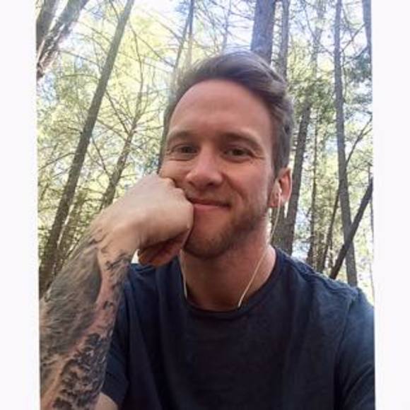 Profile Picture of Nicholas Payson (@nicholas_payson) on Poshmark