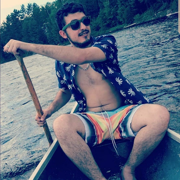 Profile Picture of Gianni Macri (@gianni_macri) on Poshmark