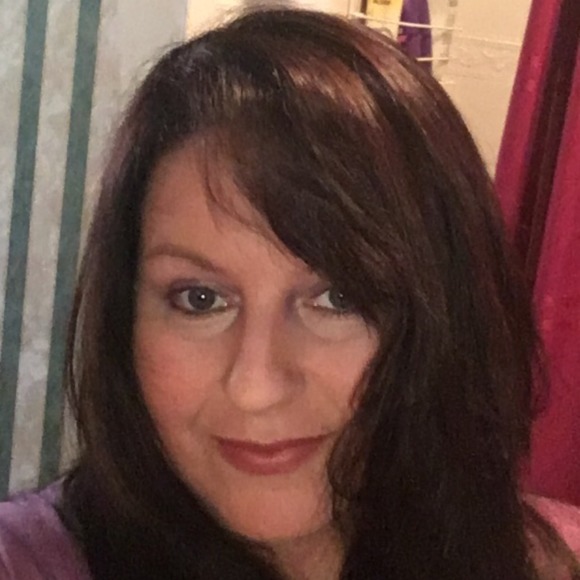 Profile Picture of Sherry Duede (@sherrydh7) on Poshmark