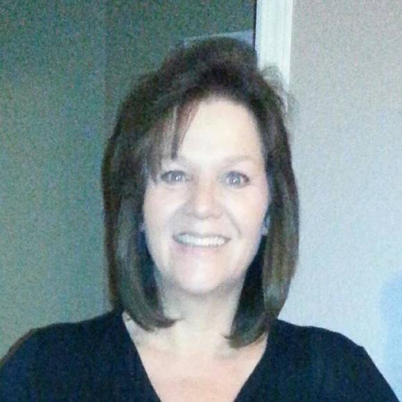 Profile Picture of Nancy Farley (@sass1963) on Poshmark